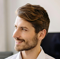 Portrét Michaela Brennana, CTO a lídra ve fintechu, kryptu a technologiích
